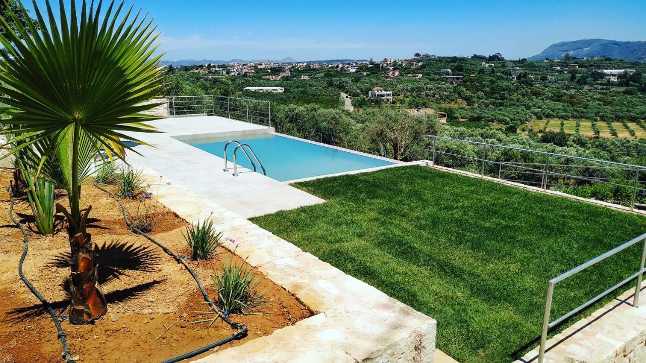 Villa Oasis Galatás Exteriér fotografie